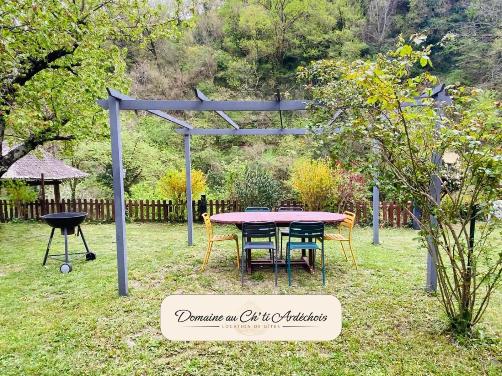 Gite De Groupe - Domaine Au Ch'Ti Ardechois Rochessauve Exterior foto